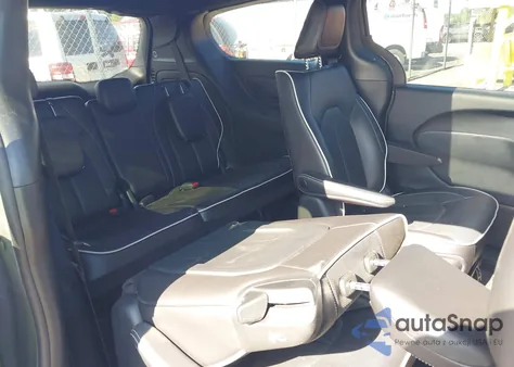 2023 Chrysler Pacifica Hybrid Limited from USA, damaged, VIN 2C4RC1S71PR569860